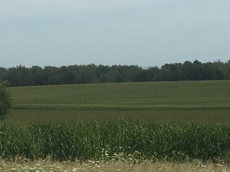 L1 North Rd, Ixonia, WI 53036