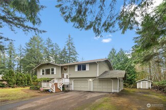 2741 SE Arthur Ct, Port Orchard, WA 98367