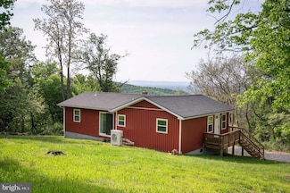1386 Khyber Pass Rd, Linden, VA 22642