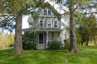 610 Water St, Williamstown, MA 01267