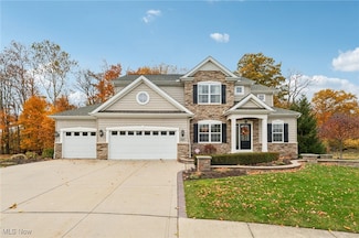 8007 Dovegate Cir, Mentor, OH 44060