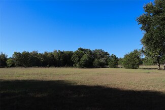 10412 Korthauer Rd, Bellville, TX 77418
