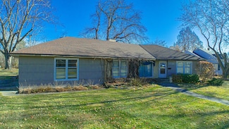 1724 Ford Ave N, Glencoe, MN 55336