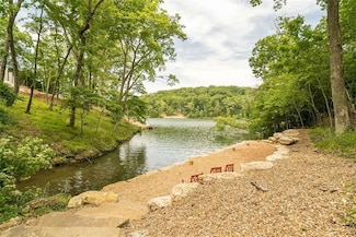 2206 Alpine Nook Dr, Innsbrook, MO 63390