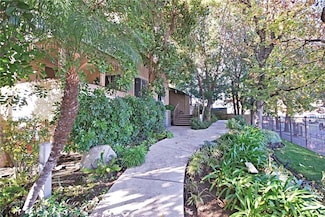 10229 De Soto Ave, Chatsworth, CA 91311