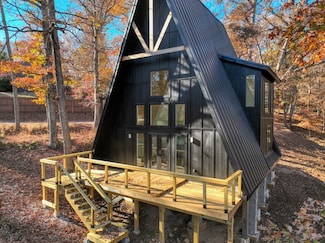 35 Schultz Dr, Eureka Springs, AR 72631