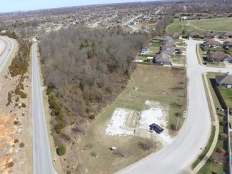 4221 Sandy St Unit 1, Battlefield, MO 65619