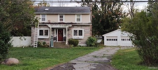 2388 Lake Rd, Ransomville, NY 14131