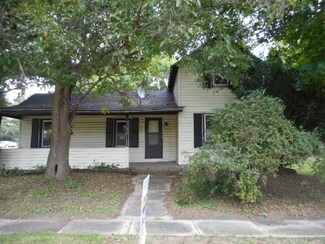 219 N Stanton St, Davis, IL 61019