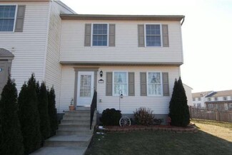 301 White Birch Ln, Blandon, PA 19510
