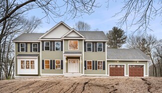 203 Lawrence Rd, Salem, NH 03079
