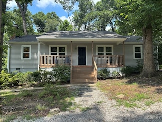 3856 River Rd W, Goochland, VA 23063