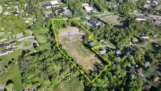 711 Chestnut Ridge Rd, Spring Valley, NY 10977