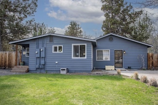 475 SE Douglas St, Bend, OR 97702