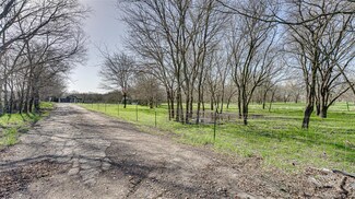 724 Oates Rd, Palmer, TX 75152