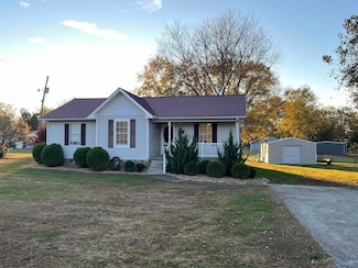 117 Biddle Ln, Henagar, AL 35978