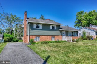 103 Center Ln, Reading, PA 19606