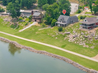 347 Lakeshore Dr, Sugar Tree, TN 38380
