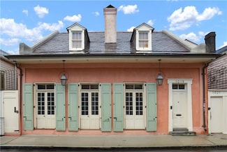 1019 21 Saint Peter St, New Orleans, LA 70116