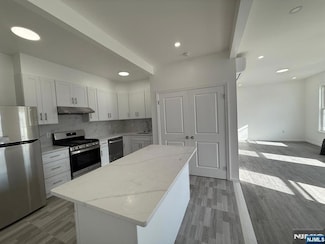 17 Kearny Ave Unit 1, Kearny, NJ 07032