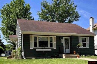 419 419 N Franklin St, New Ulm, MN 56073