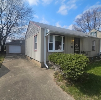 708 Soper Ave, Rockford, IL 61101