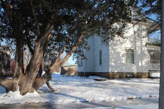 231 N Main St, Walcott, IA 52773