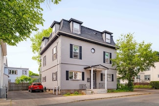 7 Carmel St, Chelsea, MA 02150