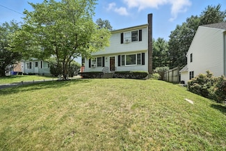 331 Parkerview St, Springfield, MA 01129