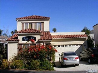 138 Pueblo Ln, Topanga, CA 90290