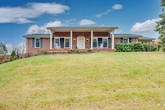 230 Clover Ln, Bristol, VA 24201
