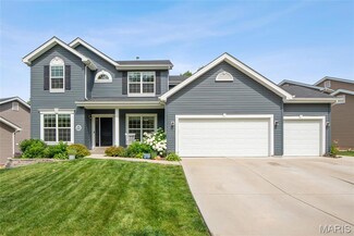 651 Winding Bluffs Dr, Fenton, MO 63026