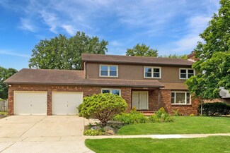 1941 Tanglewood Dr, Lafayette, IN 47905