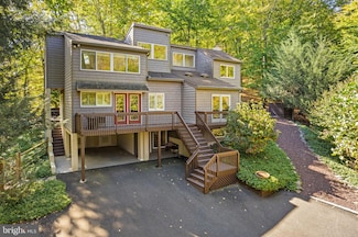 6503 Fleecy Dale Rd, New Hope, PA 18938