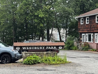 148 Westbury Park Rd Unit C, Watertown, CT 06795