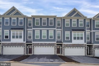 518 Brandywine Dr, State College, PA 16801