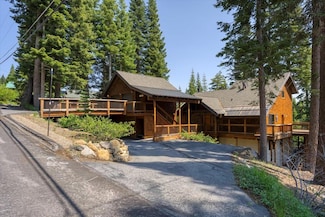 12945 Ski Slope Way, Truckee, CA 96161