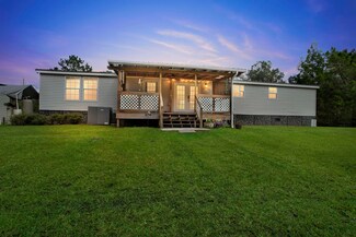 10400 Beckenger Ave, Hastings, FL 32145