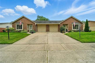 4713 Foxdale Dr, Dayton, OH 45429