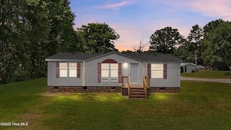 4870 Dogwood Dr, Battleboro, NC 27809