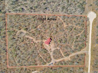 236 Western Ln, Leesville, TX 78122