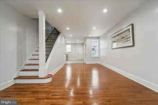 5706 N Woodstock St, Philadelphia, PA 19138