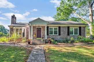 909 Brentwood Dr, Spartanburg, SC 29302