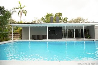 11805 NE 11th Ave, Biscayne Park, FL 33161