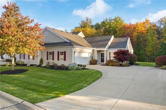 10810 Crossings Dr, Aurora, OH 44202