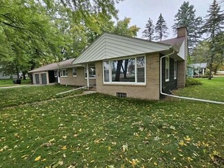 802 6th St S, Princeton, MN 55371
