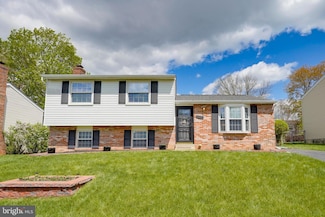 1816 Lawnview Dr, Frederick, MD 21702
