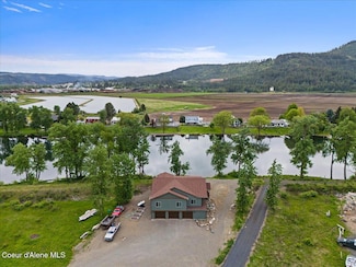 530 Cottonwood Dr, Saint Maries, ID 83861