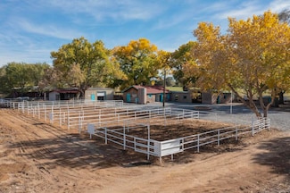 7102 Ilfield Rd SW, Albuquerque, NM 87105