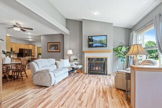 5927 Prairie Ridge Dr Unit 266, Saint Paul, MN 55126